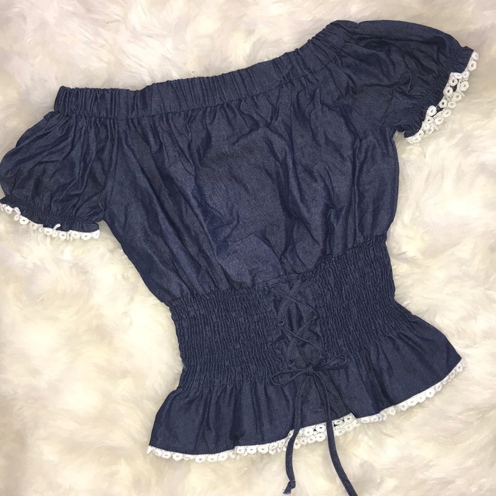 New off the shoulder top by Papermoon